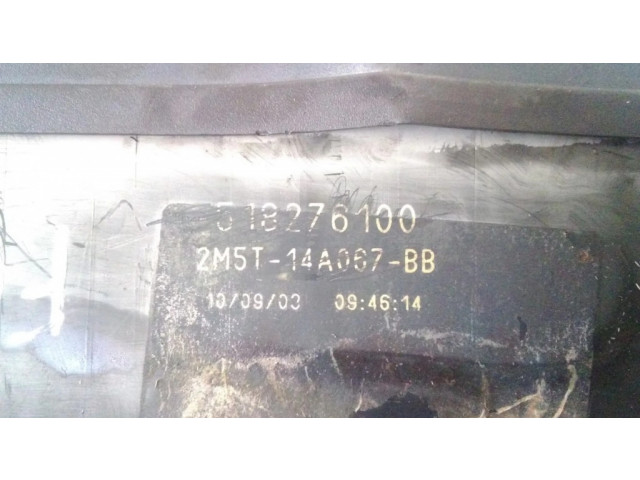 Блок предохранителей 2M5T14A067BB, 518276100   Ford Focus    