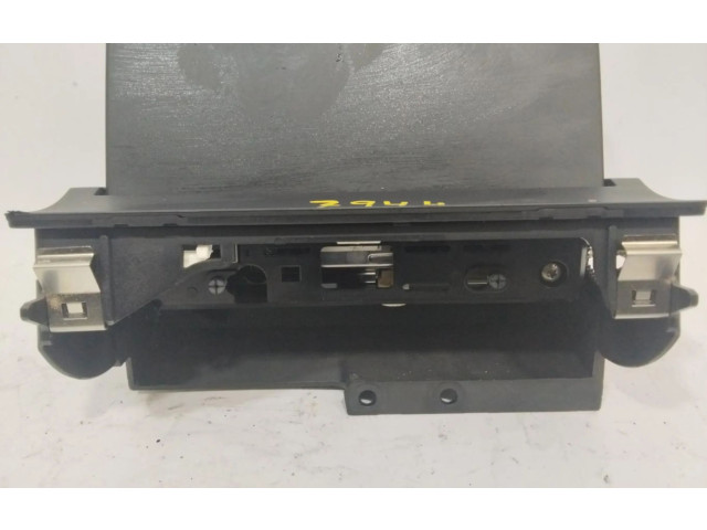 Дисплей    8X0857273B   Audi A1
