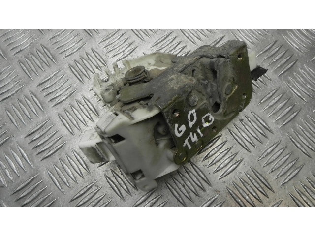 Zámek zadních dveří XS41A26412CG, T6750   Ford Focus 2000