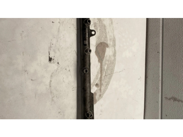 Vstřikovací lišta 779551403   BMW 5 E60 E61     