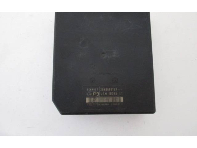   Pojistková skříňka 284B68372R, 519339501   Renault Megane III 2009
