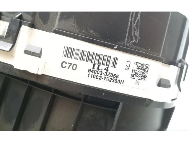 Přístrojová deska  Hyundai i40 2014 94003-3Z055, 11002-752300H  