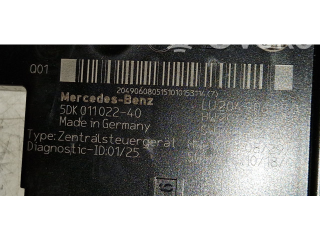   Pojistková skříňka 2049060805   Mercedes-Benz C W204 2011
