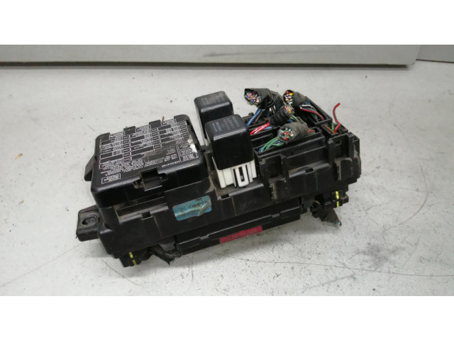 Блок предохранителей MB903740   Mitsubishi Galant    