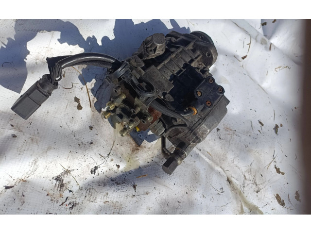 Топливный насос 2464463336   Audi A3 S3 8L