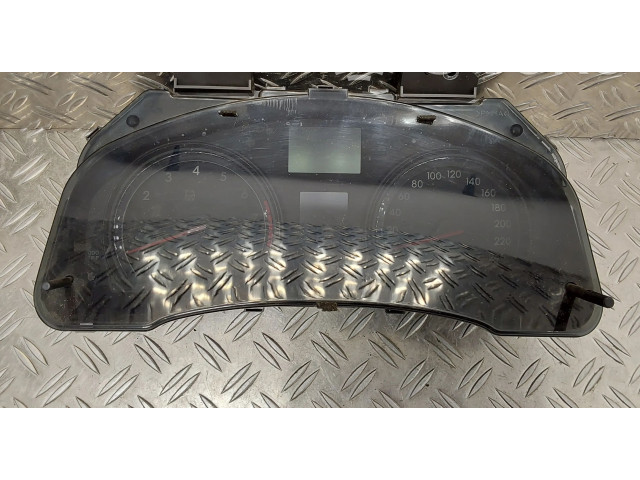 Панель приборов 8380005K71, MB2574701034   Toyota Avensis T270       