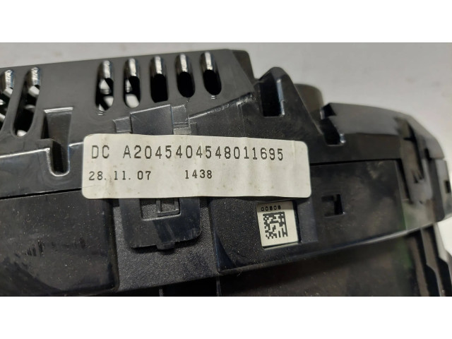 Přístrojová deska  Mercedes-Benz C W204 2008 A2045402211, A2044422221  