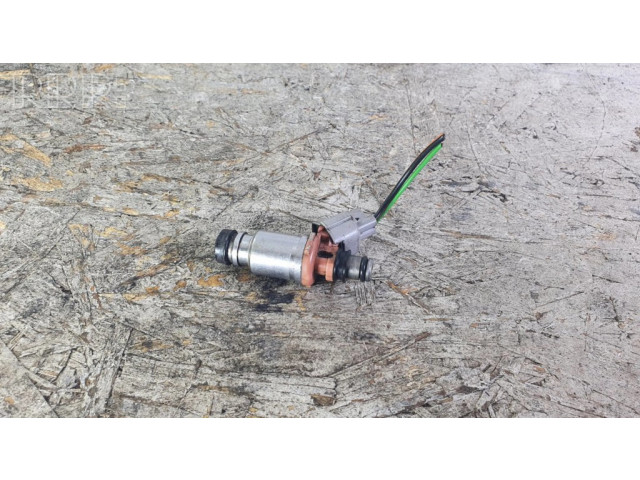 Vstřikovač 2325074080   Toyota Celica T160  pro benzínový motor 0.0  