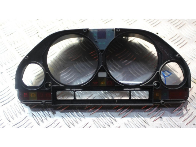 Přístrojová deska  BMW 5 E34 1988   