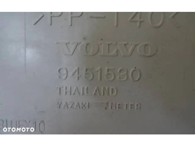 Přístrojová deska  Volvo S70  V70  V70 XC 1998 9451530  