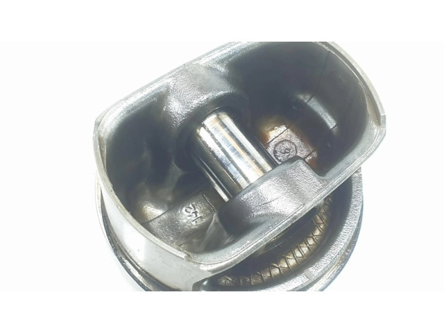  Поршень с шатуном  7536373, 1111AA  BMW 6 E63 E64 для бензинового двигателя 3.0