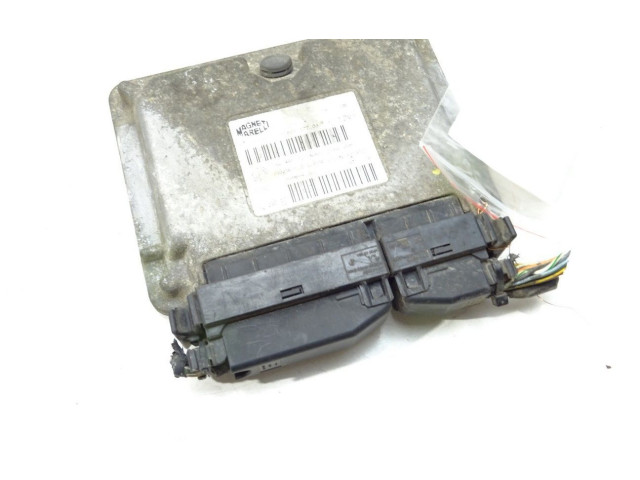 Блок управления двигателем ECU 51793116    Fiat Panda II