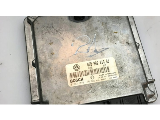 Řídící jednotka 038906019BJ   Volkswagen PASSAT B5 1997