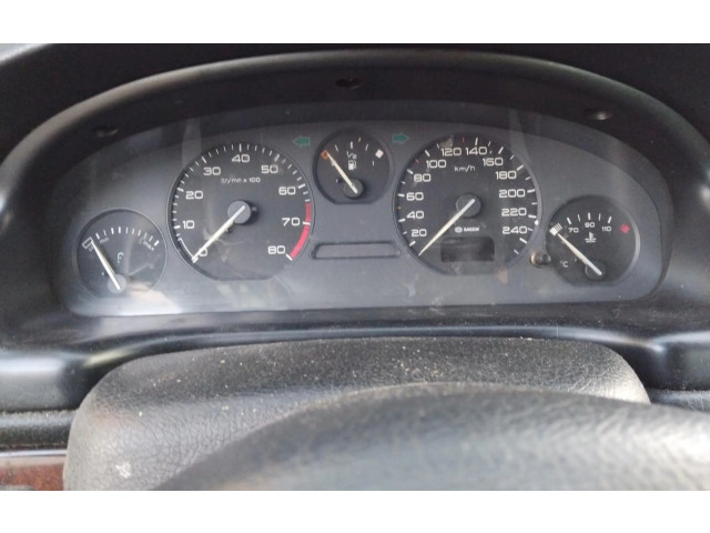 Přístrojová deska  Peugeot 406 1996   