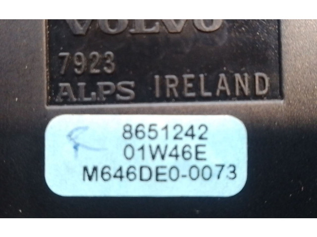 Vstřikovací lišta 8651242, M646DE00073   Volvo S60     