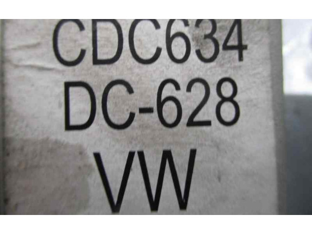 Блок предохранителей CDC634DC628   Volkswagen Sharan    