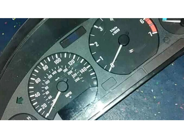 Přístrojová deska  BMW 3 E36 1991 118381862, 110008831007  