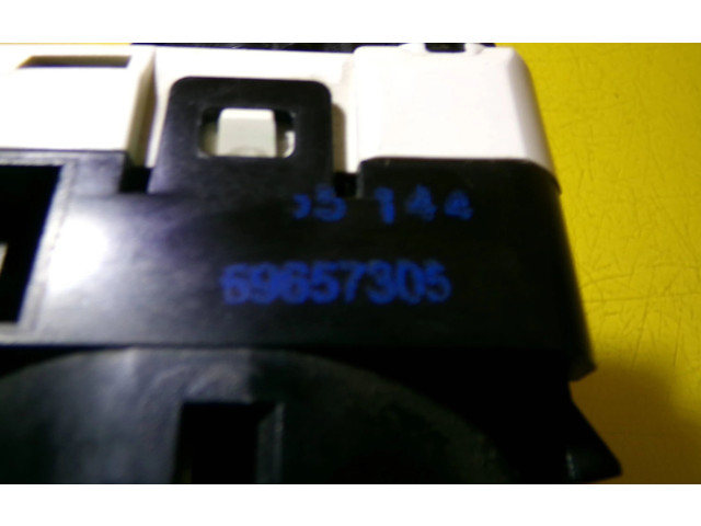 Блок управления климат-контролем 69657032   Mitsubishi Colt