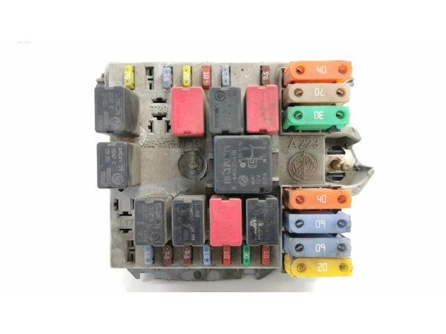 Блок предохранителей 46835603   Fiat Punto (188)    