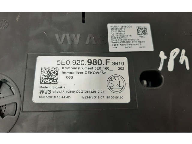 Přístrojová deska  Skoda Octavia Mk3 (5E) 2018 5E0920980F  