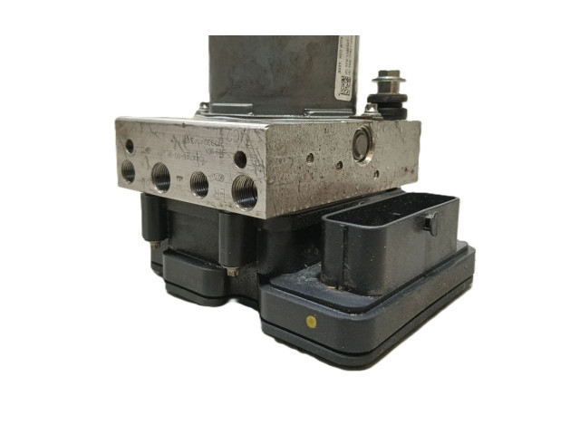 Jednotka ABS 104474600A, 110354100A   Tela Model S 2021