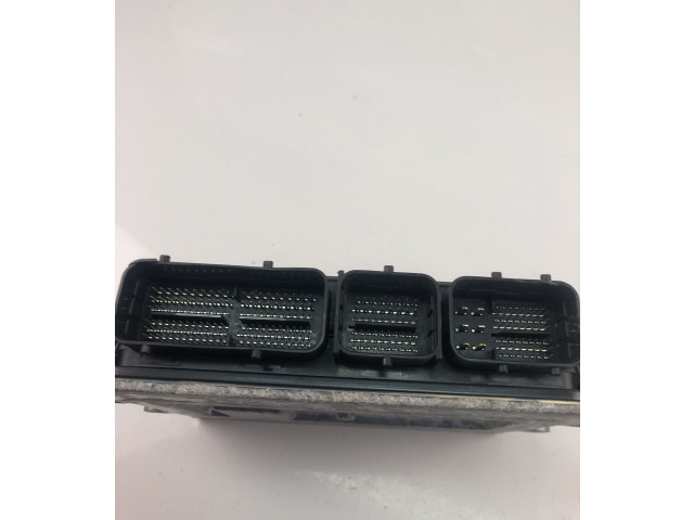 Блок управления двигателя 31459638, UK3594   Volvo XC60