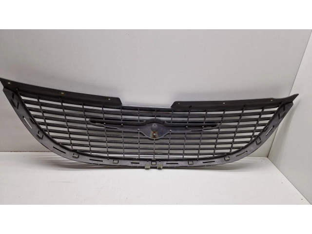 Передняя решётка Chrysler Grand Voyager IV 2001-2007 года 4857522AA      