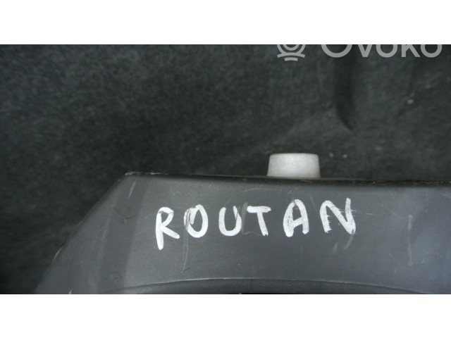 Руль Volkswagen Routan  2008-2014 года       