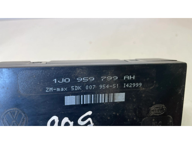 Блок комфорта 1J0959799AH   Seat Toledo II (1M)   