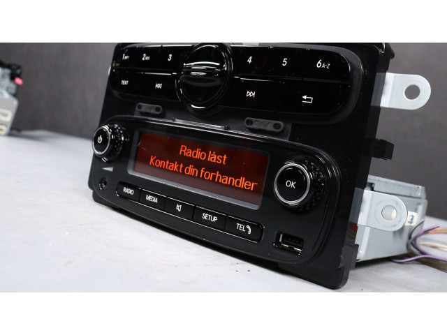 Радио/ проигрыватель CD/DVD / навигация A4539008707, 0150147711   Smart ForFour II W453    