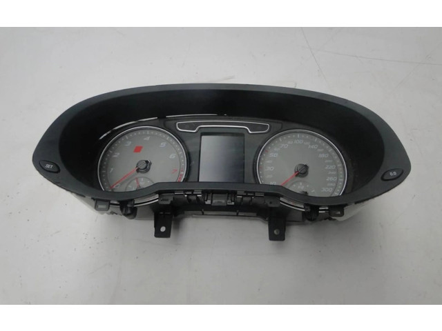 Přístrojová deska  Audi RS Q3 2023 8U0920940F, 8U0920940F  