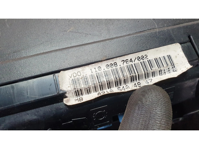 Přístrojová deska  Mercedes-Benz E W210 2000 A2105404947, 88311256  