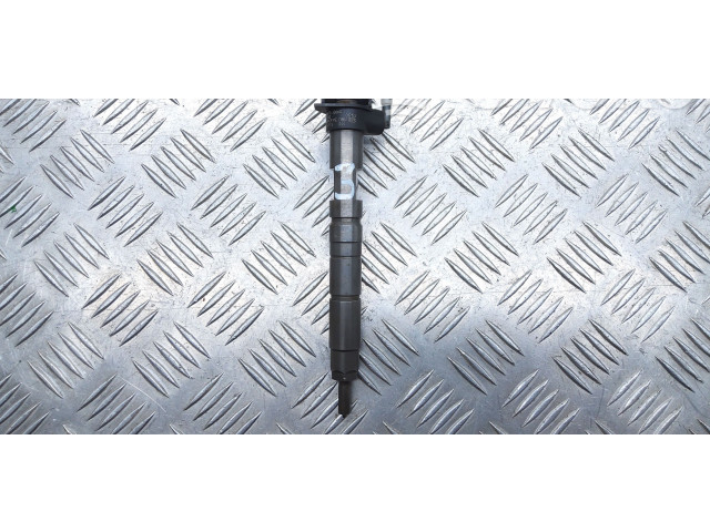 Форсунка 2367033060    Subaru Trezia   