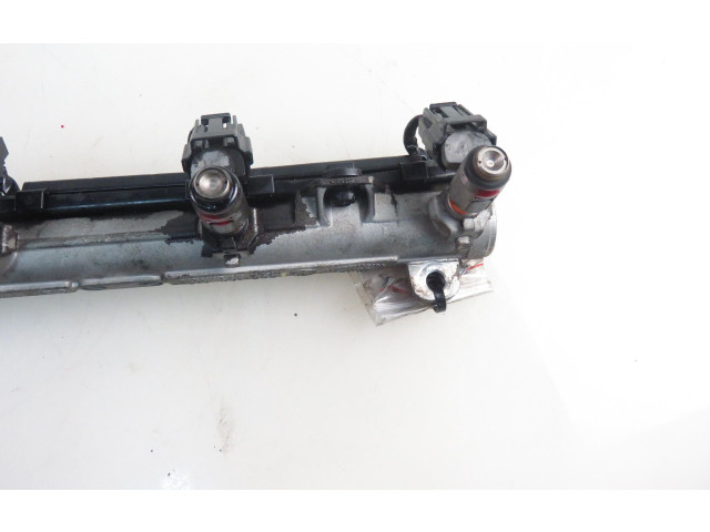 Vstřikovací lišta 036031G, 036133319AA   Volkswagen Golf IV    AXP 