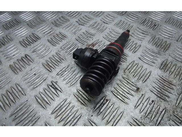 Vstřikovač 07Z130073F, 0414720210   Volkswagen Multivan T5    AXD 