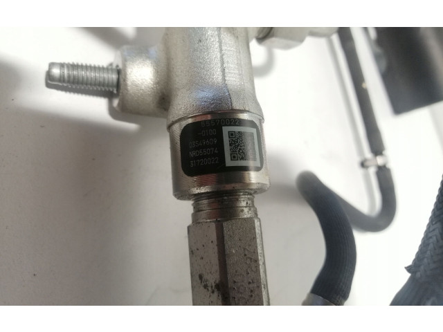 Vstřikovací lišta 55570022, 150231233   Opel Mokka     