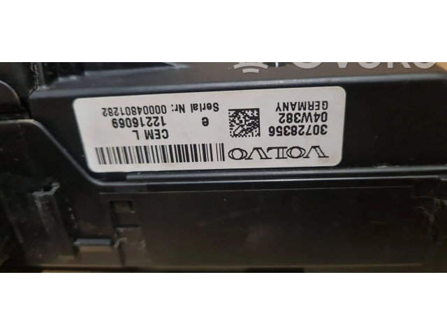   Pojistková skříňka 30728356, 12216069   Volvo S60 2005