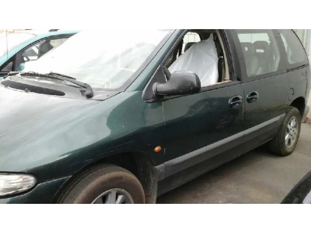 Интеркулер  1035001   Chrysler Voyager 2.5