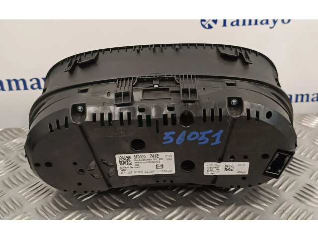 Панель приборов 5F0920741E, A2C12362200   Seat Ateca       