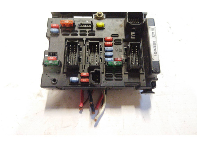 Блок предохранителей 9657608580   Fiat Ulysse    