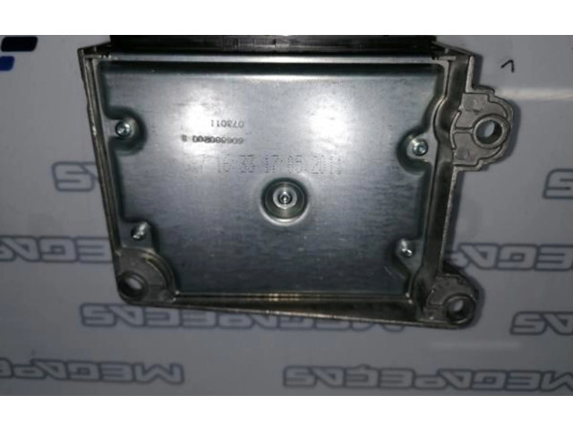 Pojistková skříňka Блок управления надувных подушек 285586520R, 610901600   Renault Laguna III 2011
