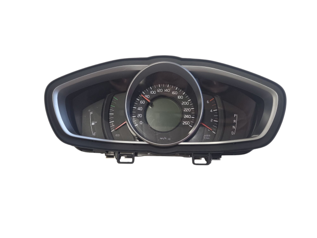 Přístrojová deska  Volvo V40 2014 31412872, 769167100u  