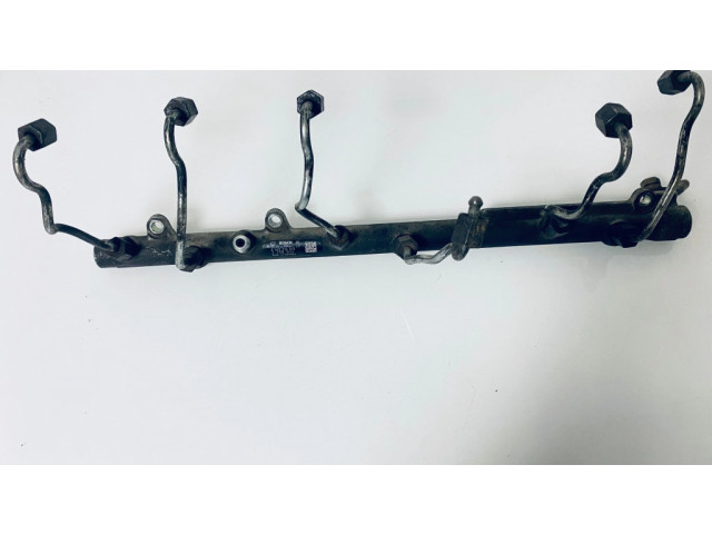 Vstřikovací lišta 7795514   BMW 7 E65 E66  pro naftový motor 3.0  