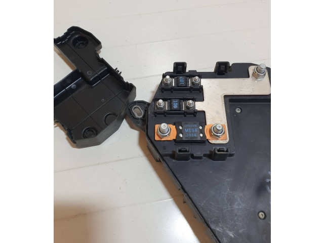 Блок предохранителей 690658806, 518811047   BMW 5 E60 E61    