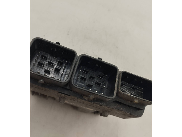 Řídící jednotka 28456879, 9666912580   Citroen Jumpy 2013