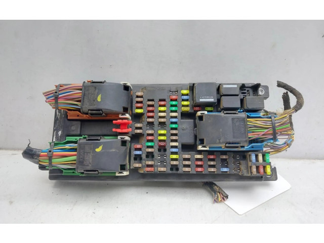 Блок предохранителей DK6214F041AD   Land Rover Range Rover Sport L320    
