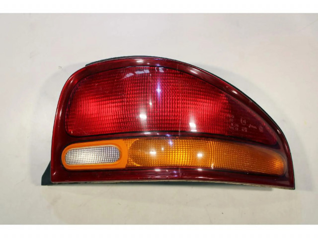 Задний фонарь      Chrysler Stratus   1995-2001 года