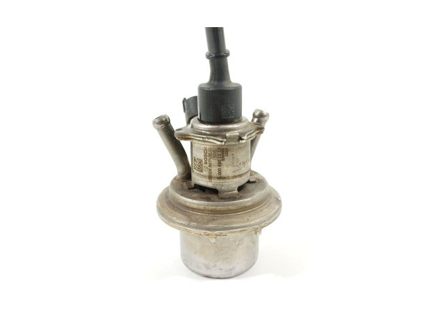 Vstřikovač A0004901113   Mercedes-Benz C W205    OM 651.921 