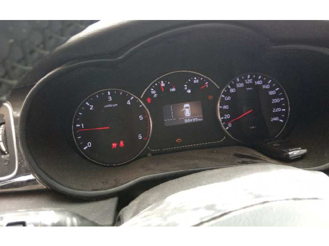 Přístrojová deska  KIA Carens III 2013 94005A4001  