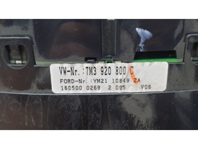 Přístrojová deska  Volkswagen Sharan 2001 7M3920800C  
